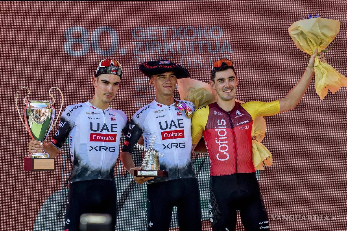 Isaac del Toro gana en solitario el Circuito de Getxo tras sólido trabajo del UAE Emirates