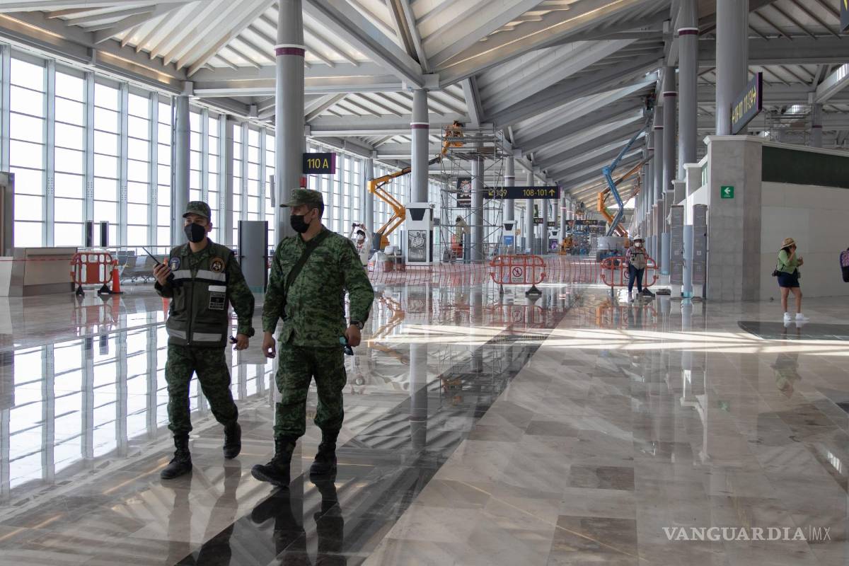 Pese a accidente, obreros trabajan a marchas forzadas en el AIFA