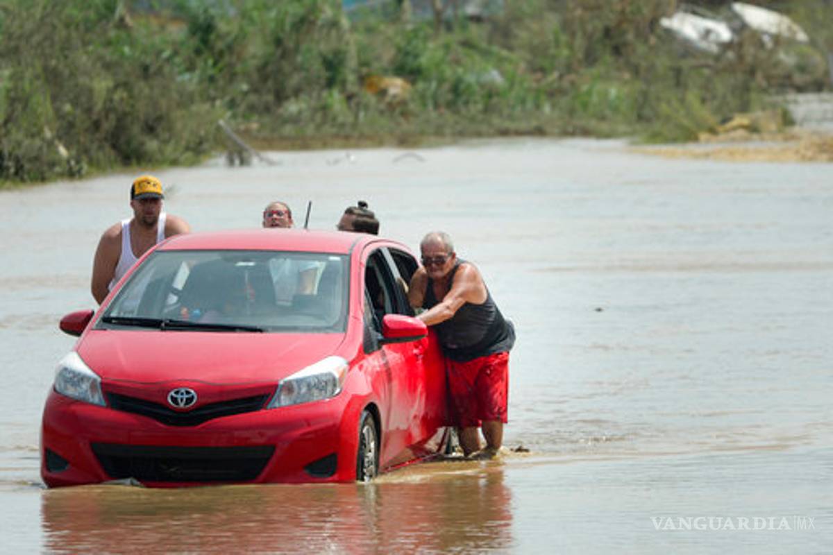 Inundaciones siguen causado daños en R.Dominicana tras paso del huracán María