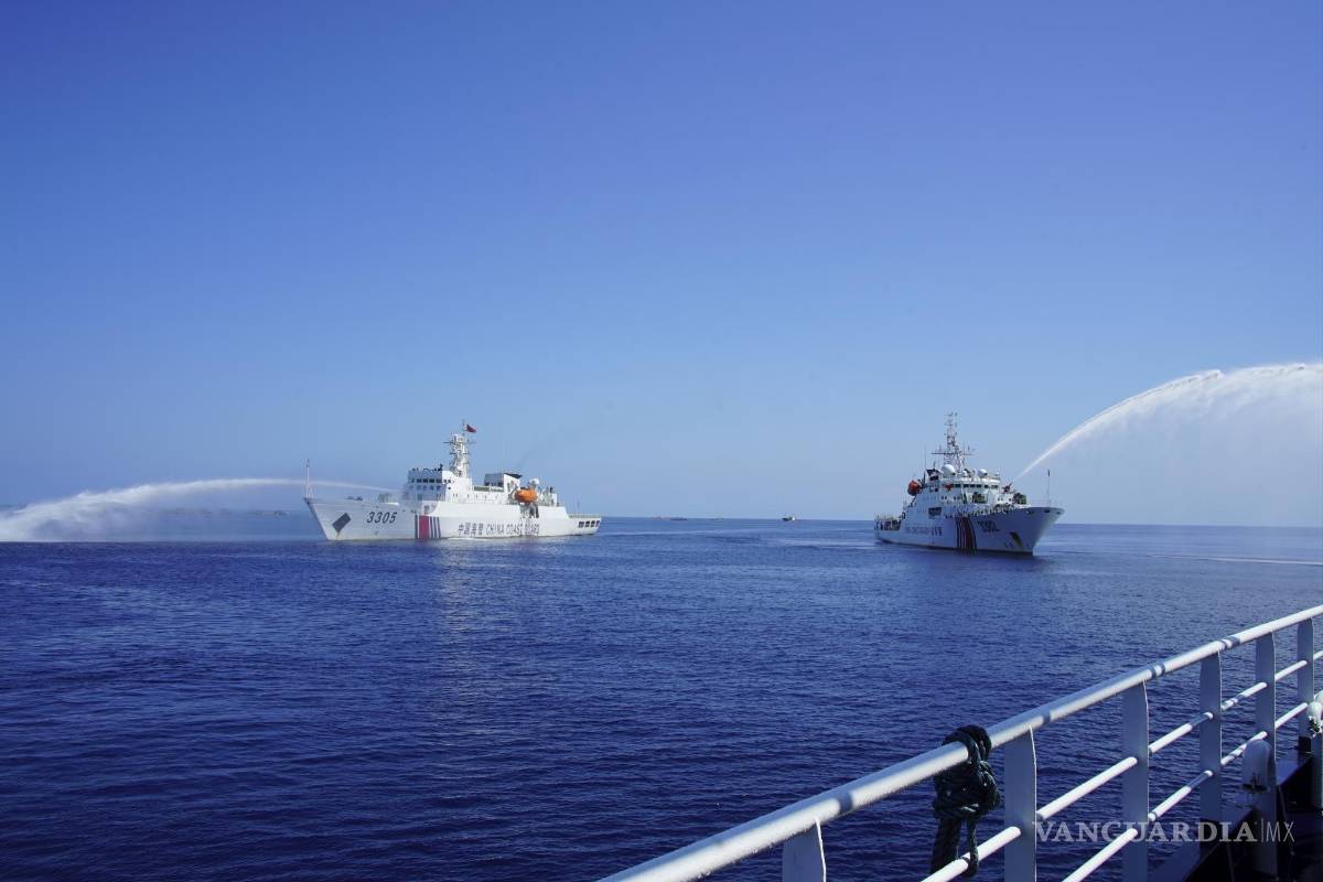 ¿Qué se siente ser el objetivo de los cañones de agua de China?