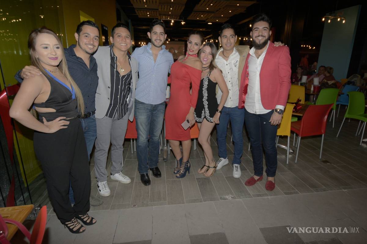 Edwin Luna corta el listón de Las Aliadas