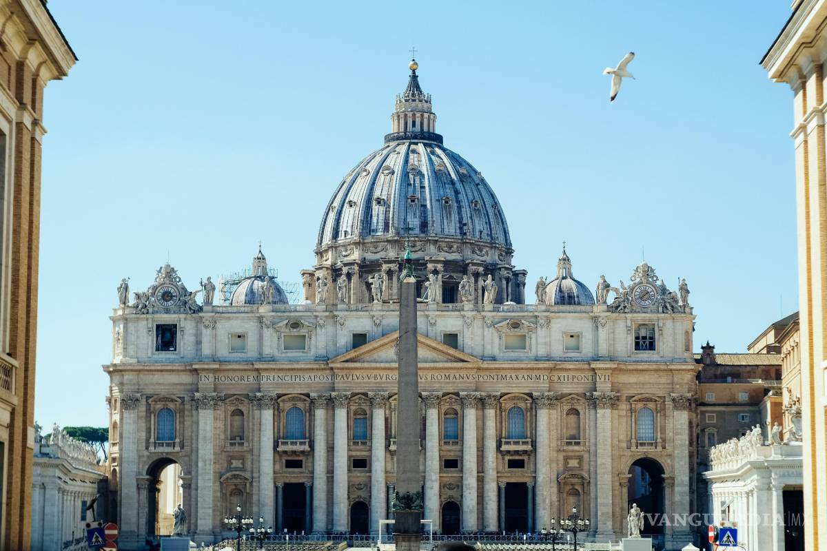 ¿Cuánto cuesta viajar al Vaticano desde México en 2025?