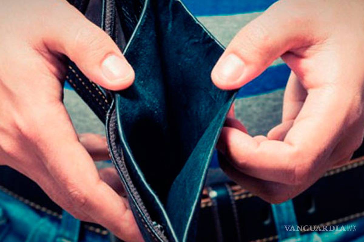 No uses las tarjetas, cuidado con las deudas; los créditos más caros que nunca