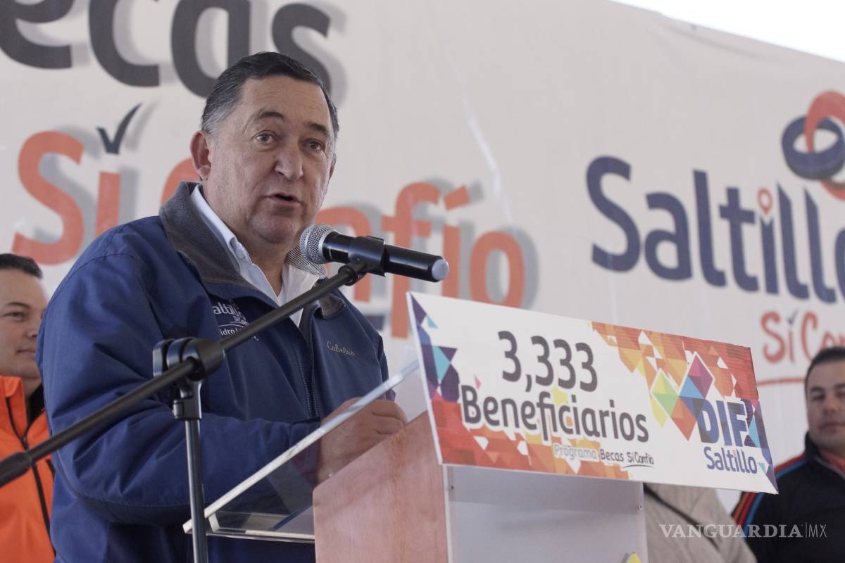Entrega Municipio 3 mil 333 estímulos en Saltillo