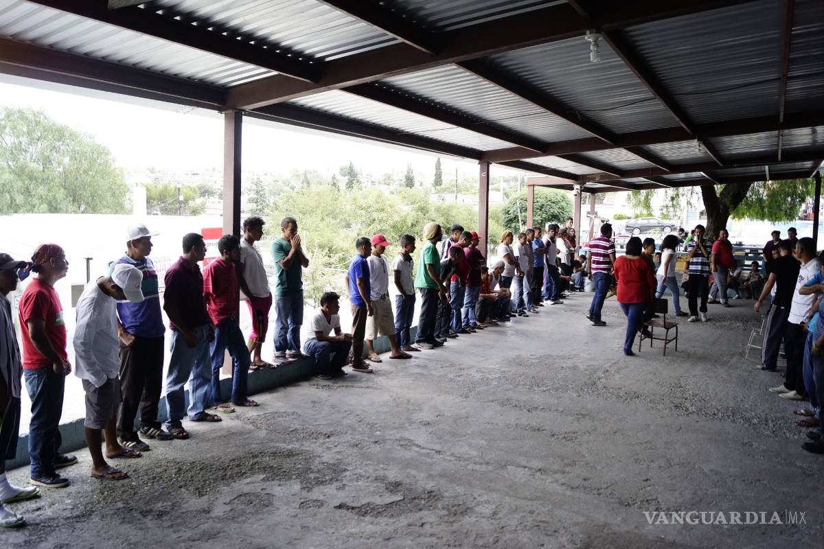 Invitan a saltillenses a convivir con migrantes esta Navidad