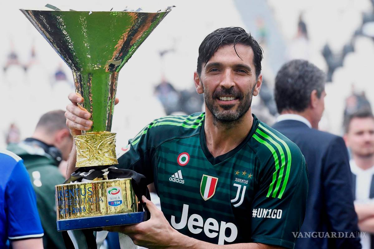 $!Con el Scudetto en lo alto, Buffon se despide de la Juventus