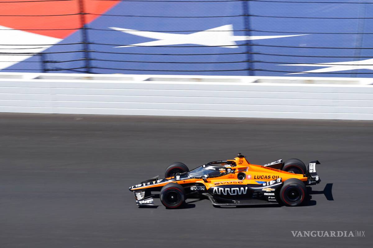 Pato O' Ward termina sexto en las 500 millas de Indianapolis