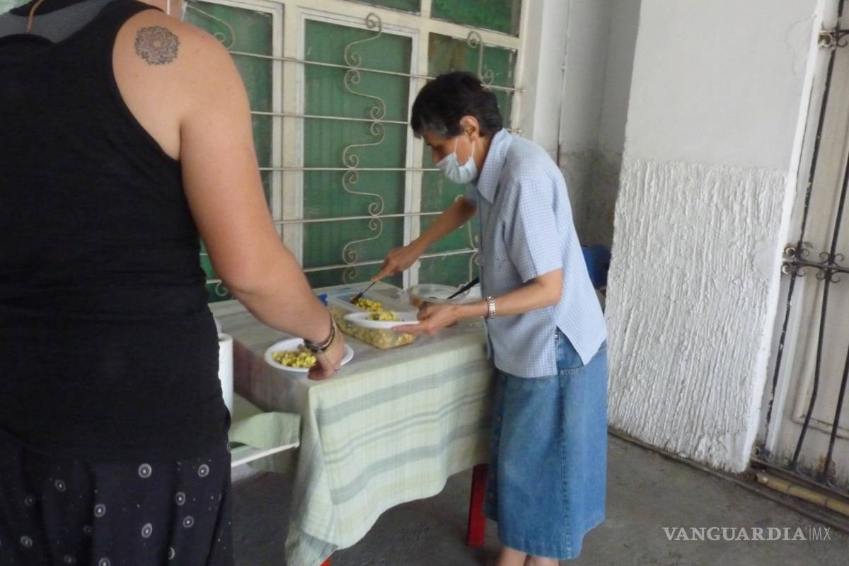Arman comedor misioneras de Saltillo para alimentar a necesitados