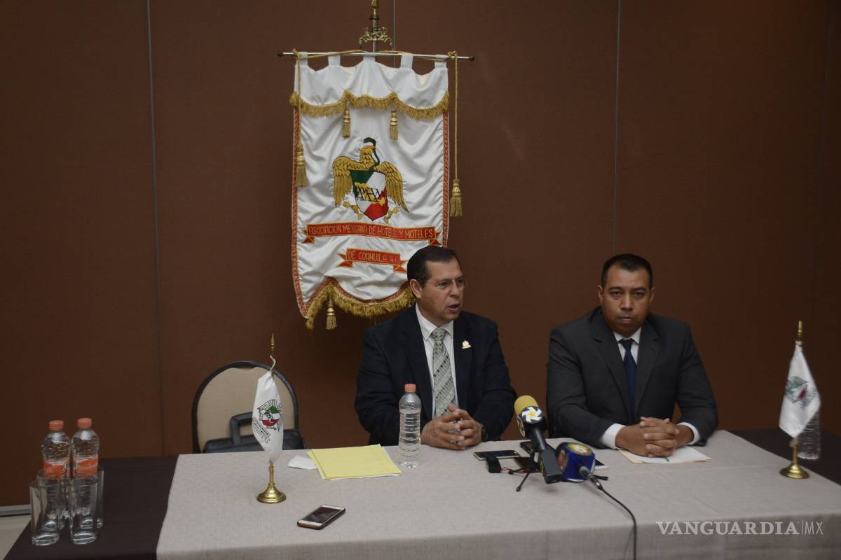 ‘Urge vuelo internacional para la Región Sureste’