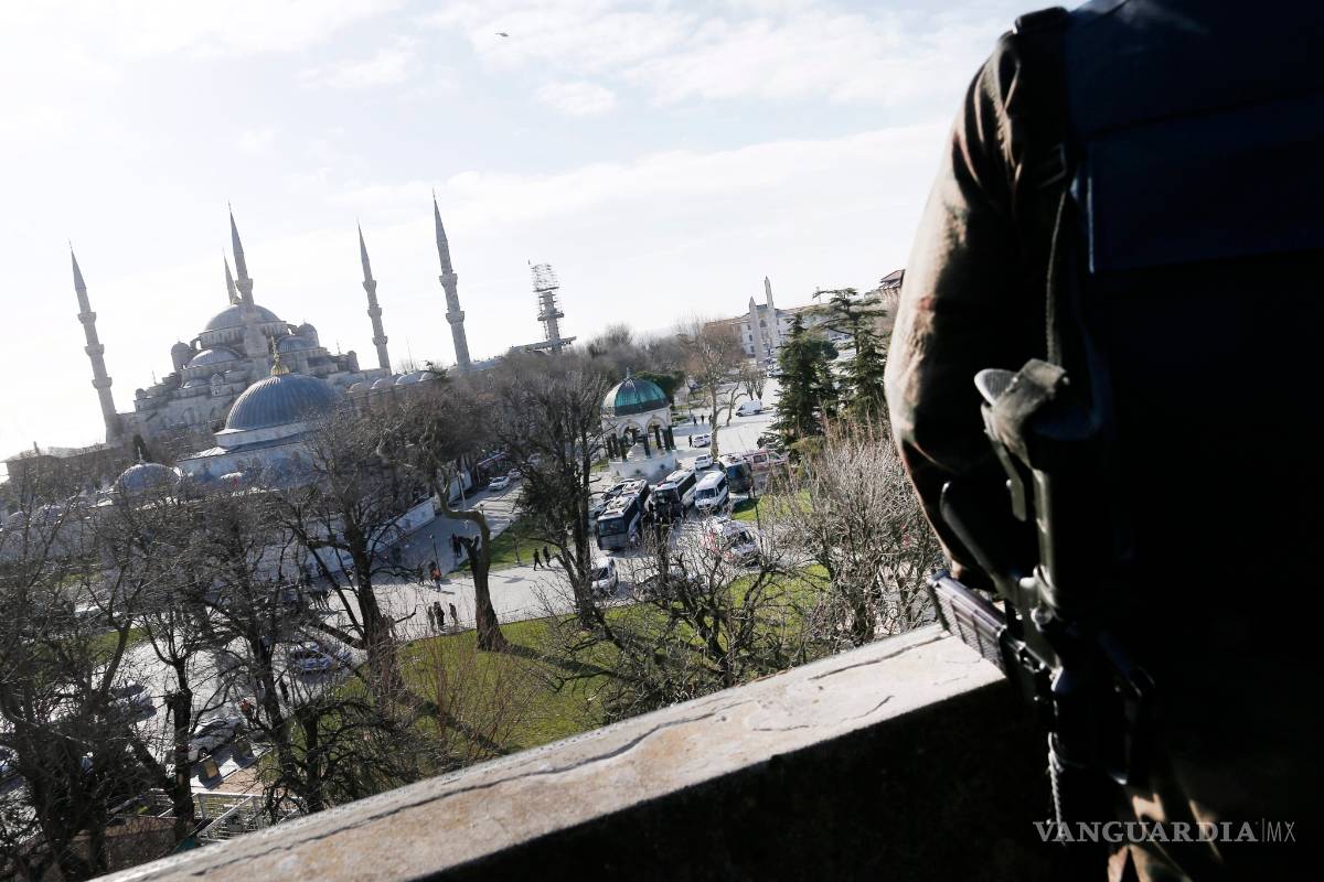 Explosión en Estambul fue atentado, murieron 10 personas