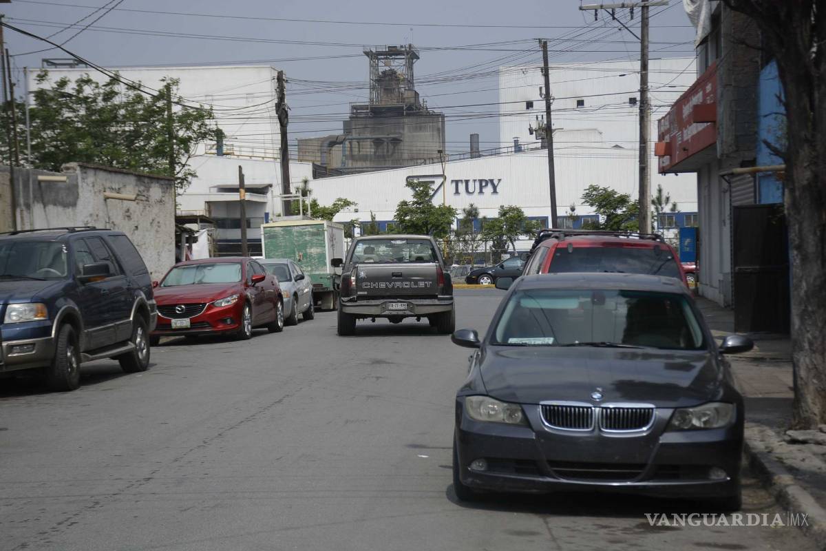 Realiza empresa labores de remodelación en primaria de Saltillo