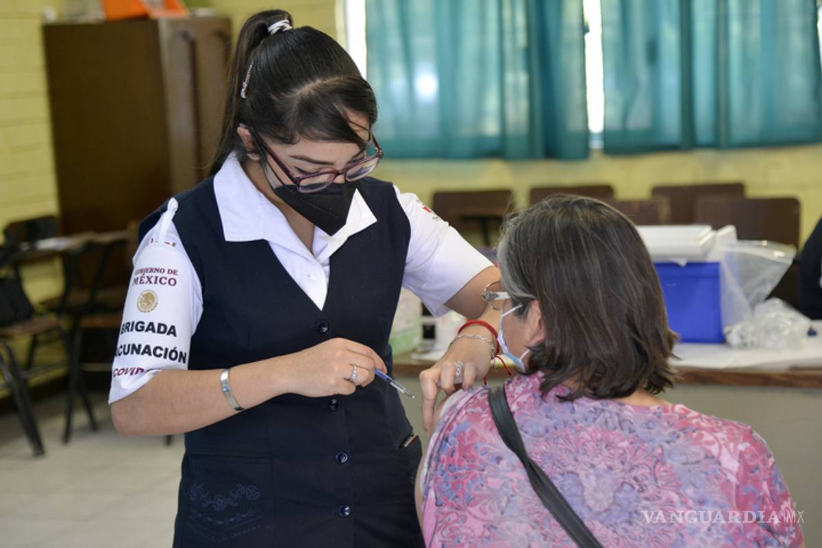 Anuncian arranque de vacunación contra COVID-19 a mayores de 50 y a embarazadas en Saltillo