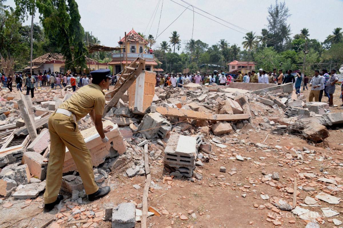 Incendio en templo de la India deja más de 100 muertos