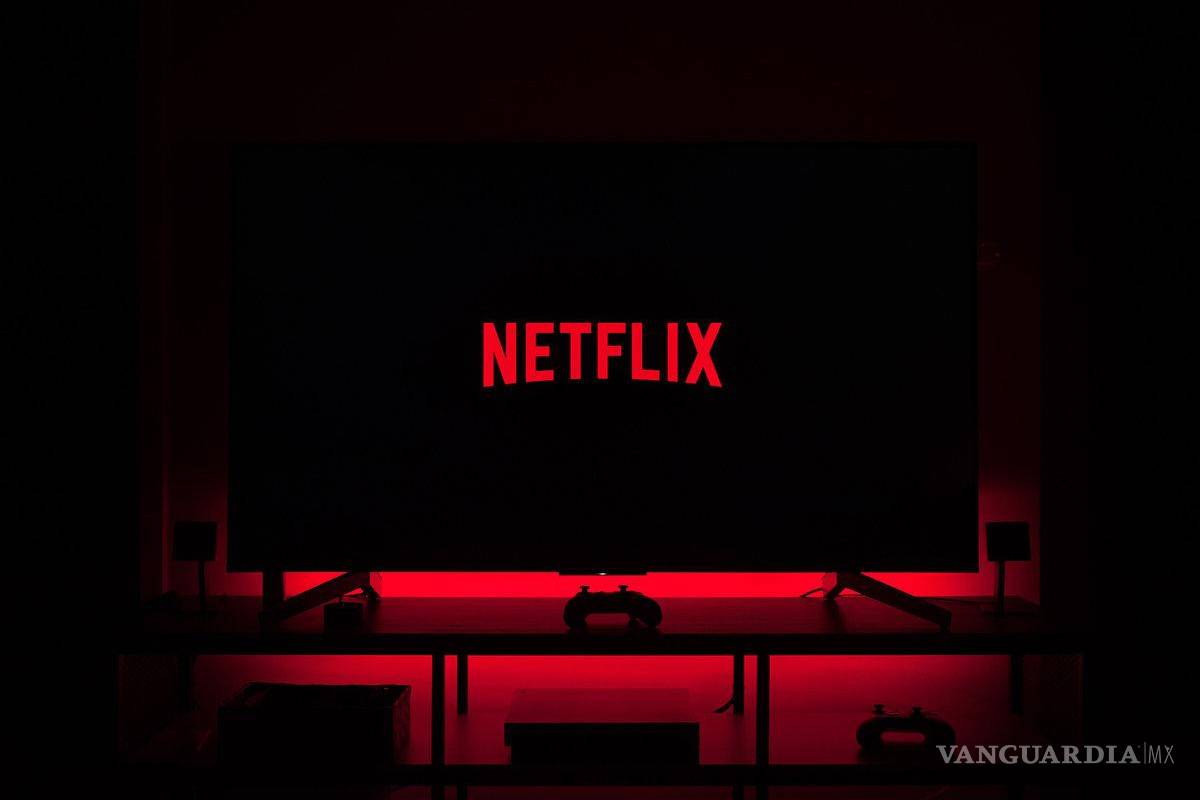 Netflix pierde suscriptores por primera vez en una década, sus acciones caen 24%