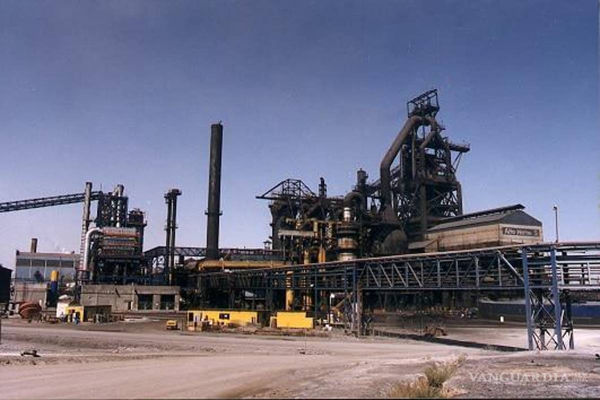 Hay riesgo de una gran crisis social por cierre de AHMSA, advierte Gómez Urrutia