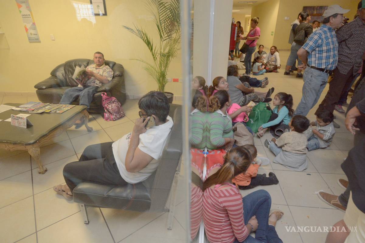 $!Amenaza Antorcha Campesina con plantón afuera del Palacio de Gobierno de Coahuila