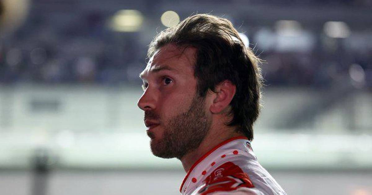 Daniel Suárez roza la victoria en Daytona, pero queda fuera de los Playoffs de la NASCAR