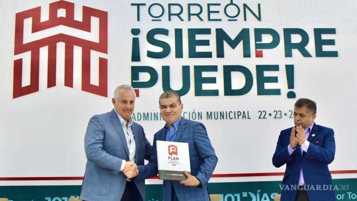 Presenta Román Alberto Cepeda Plan Municipal de Desarrollo