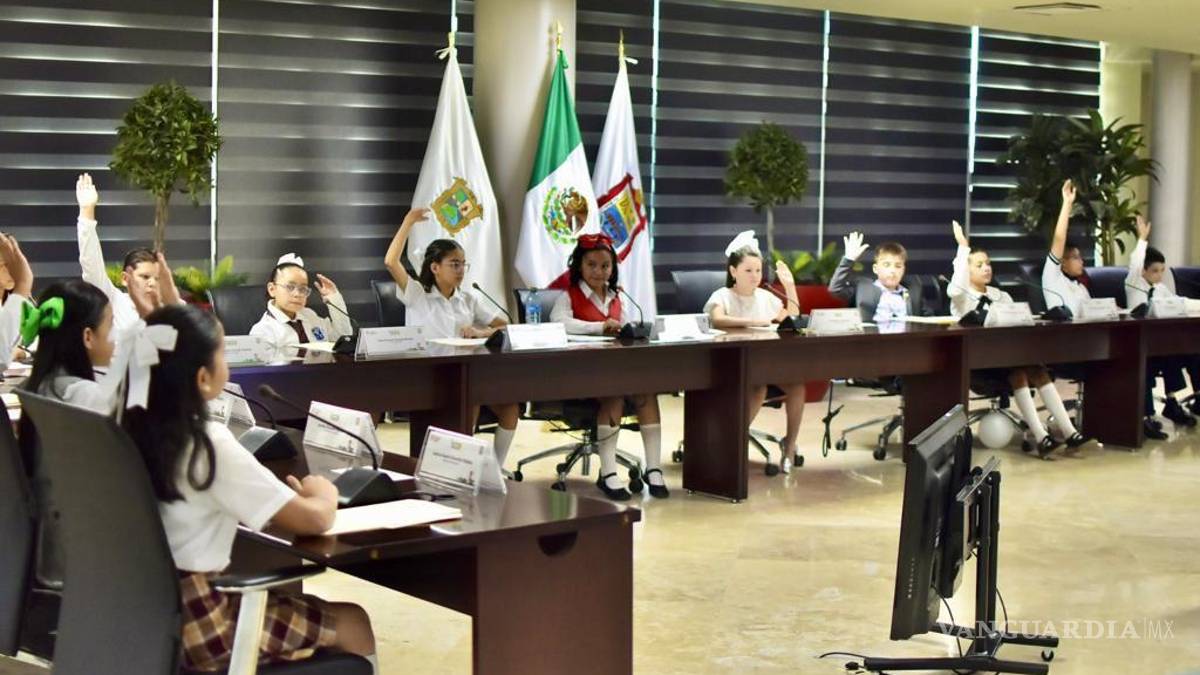 Celebra Torreón Sesión Solemne el Cabildo Infantil 2022