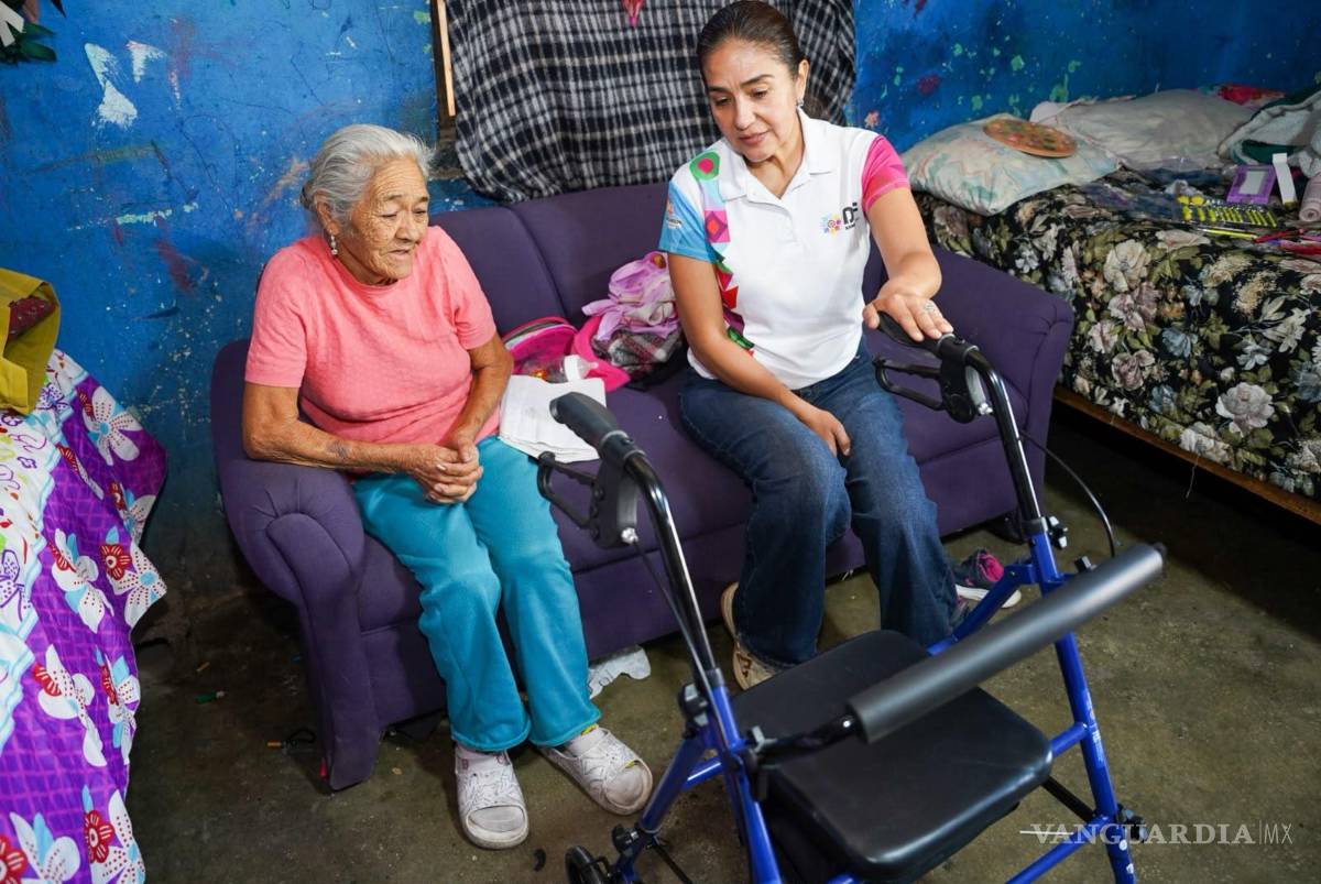 $!Adultos mayores recibieron andadores, aparatos ortopédicos, medicamentos y despensas.