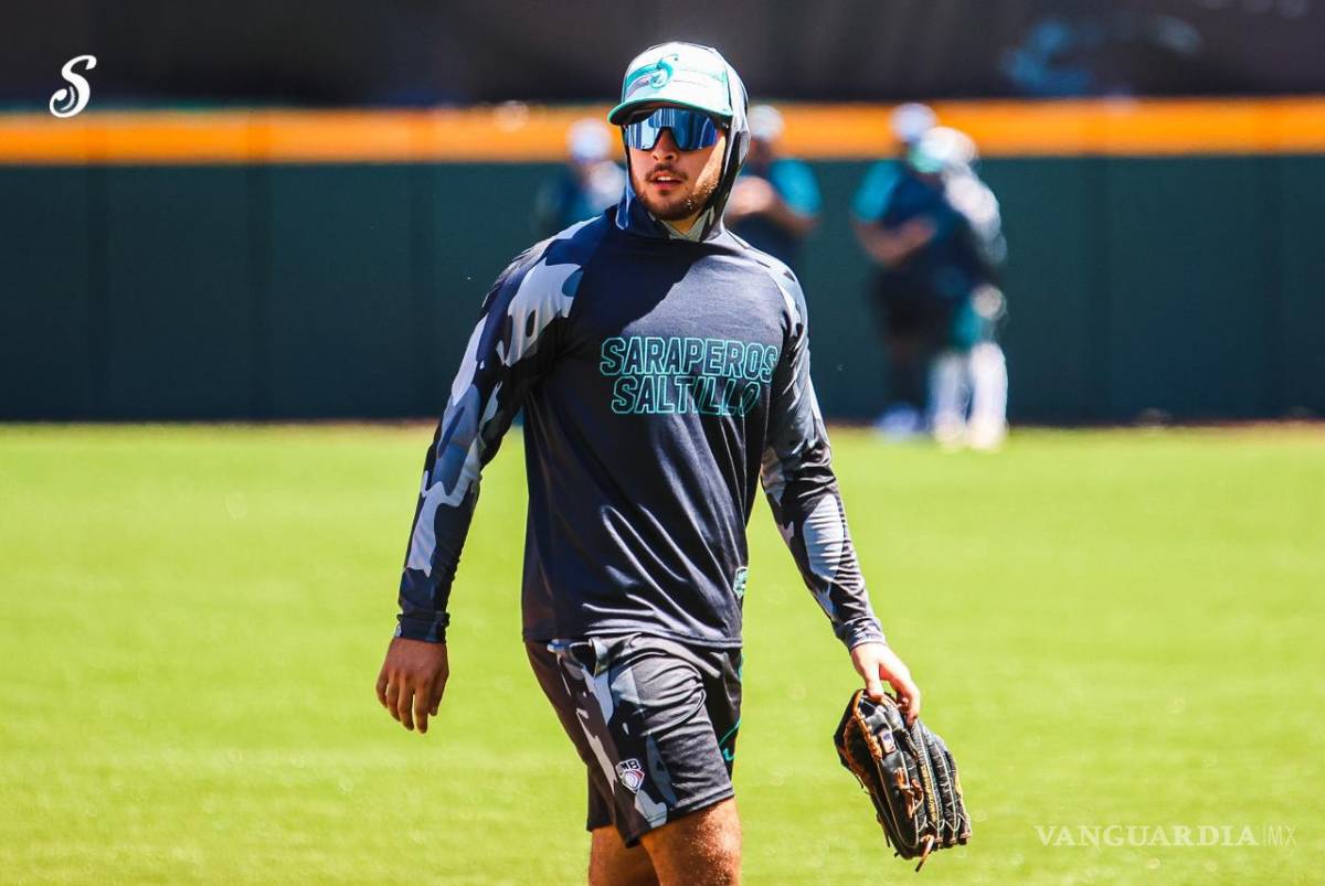 $!El novato outfielder Óscar Samaniego se integró a los entrenamientos del equipo en Saltillo.