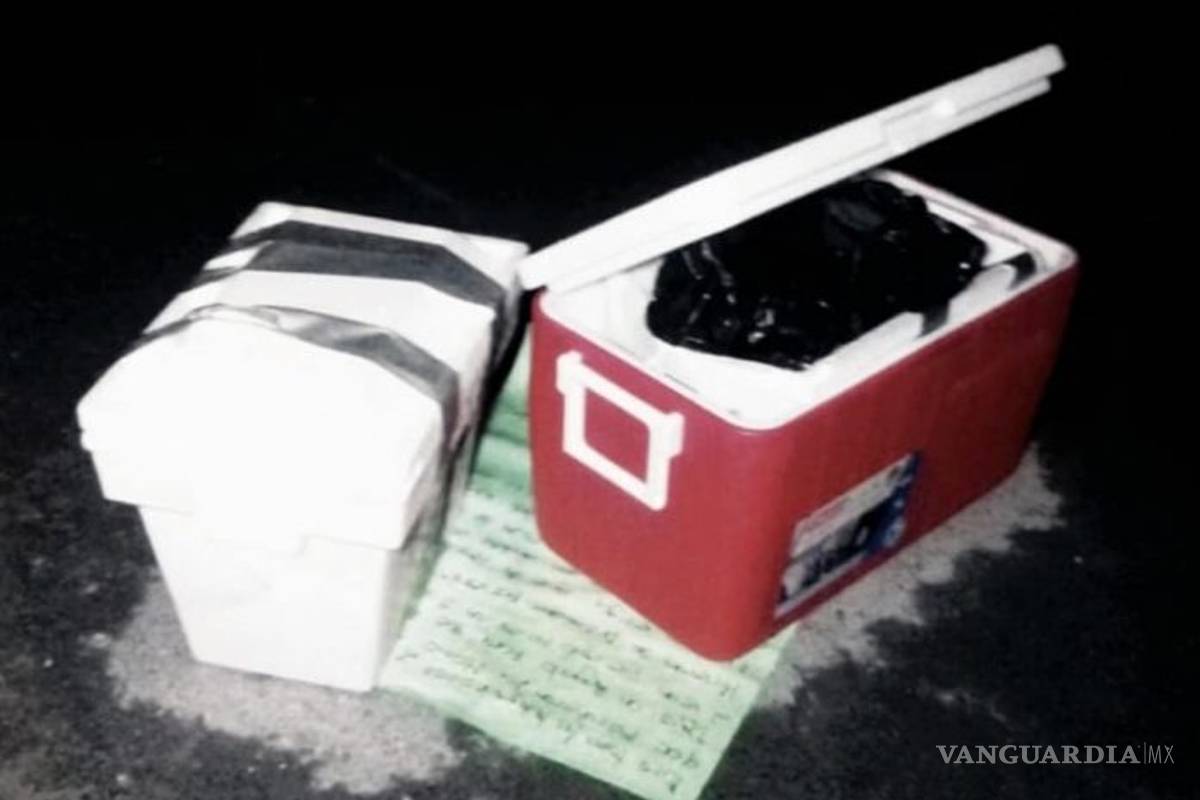 Encuentran hieleras con restos humanos afuera de 3 penales de Nuevo León; dejaron narcomensajes