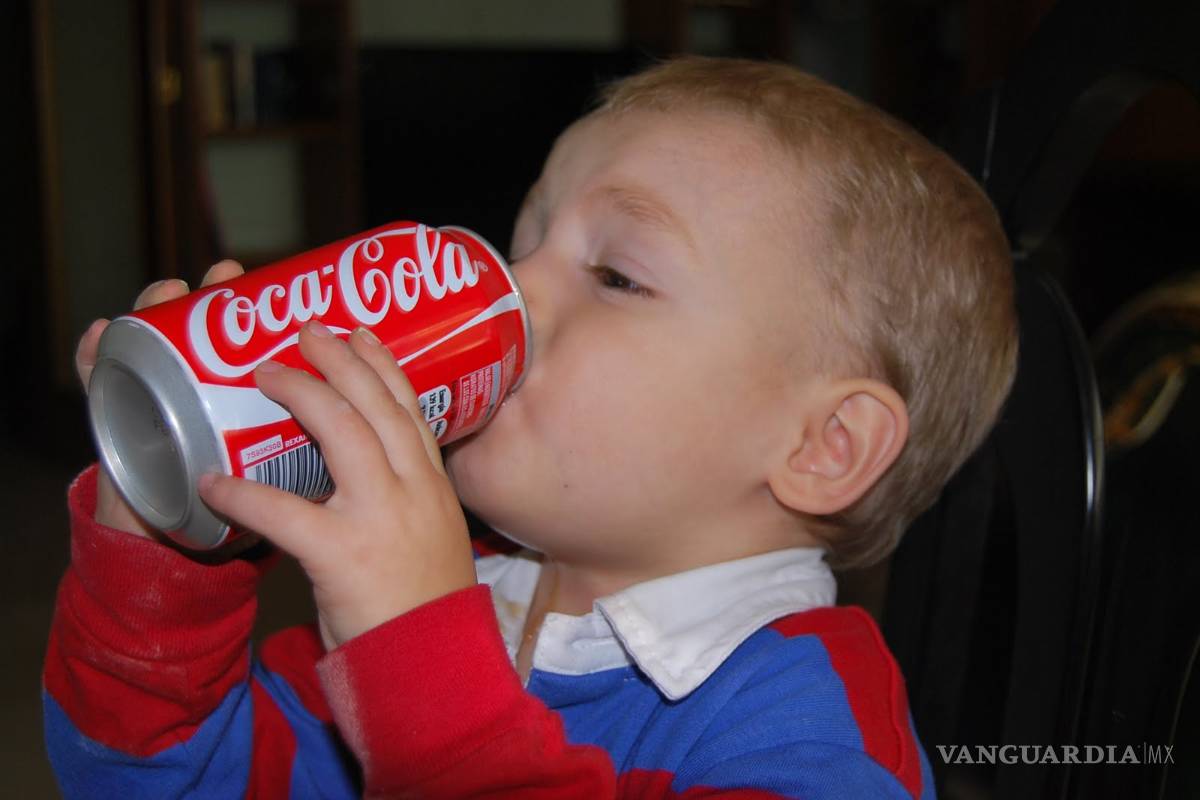 Coca-Cola se lava las manos de la obesidad infantil