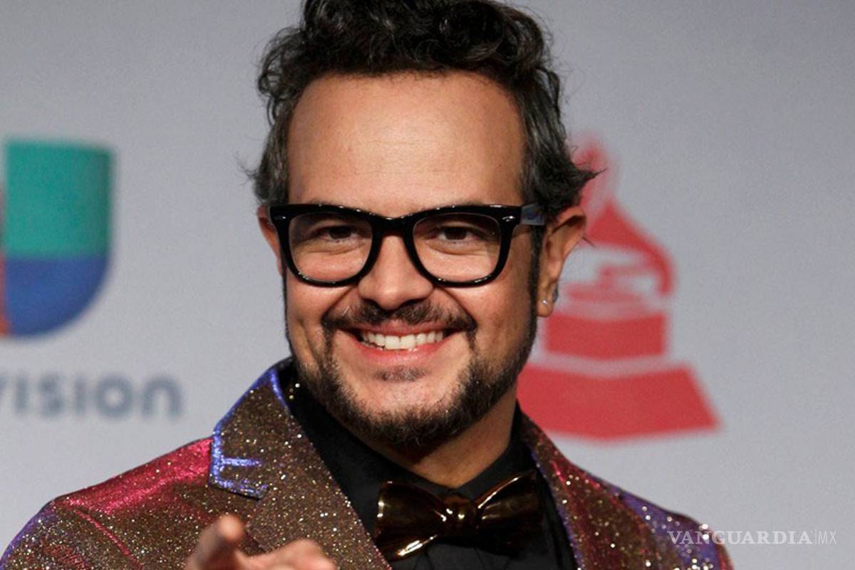 Aleks Syntek abre su mente