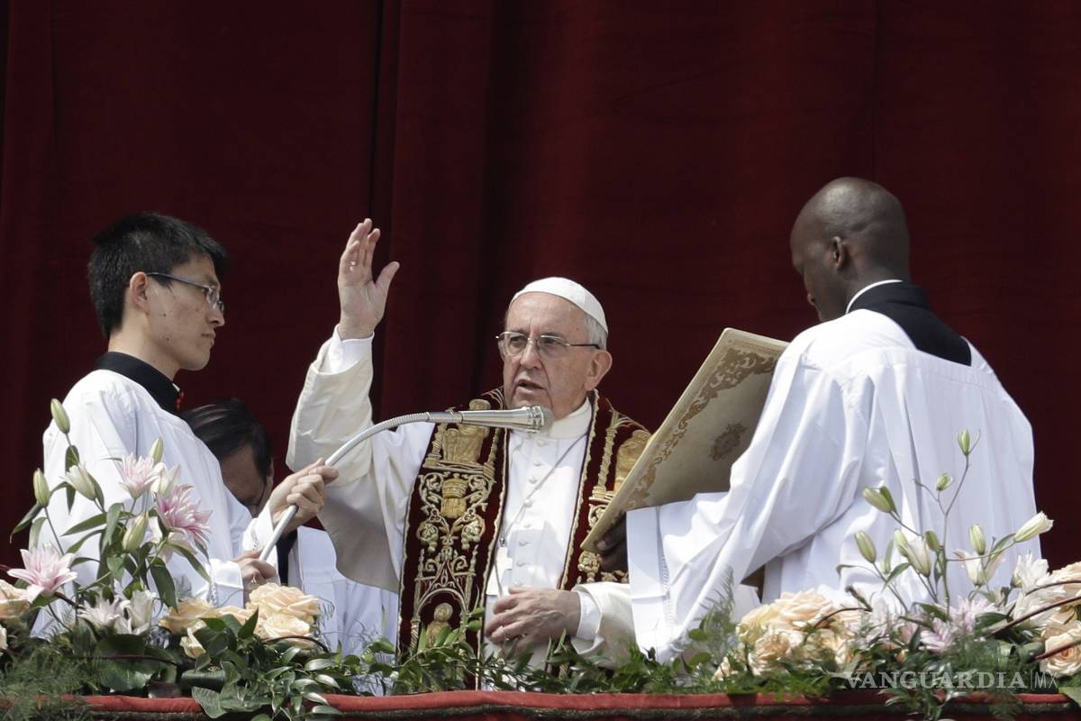 Ruega Papa Francisco por la paz mundial