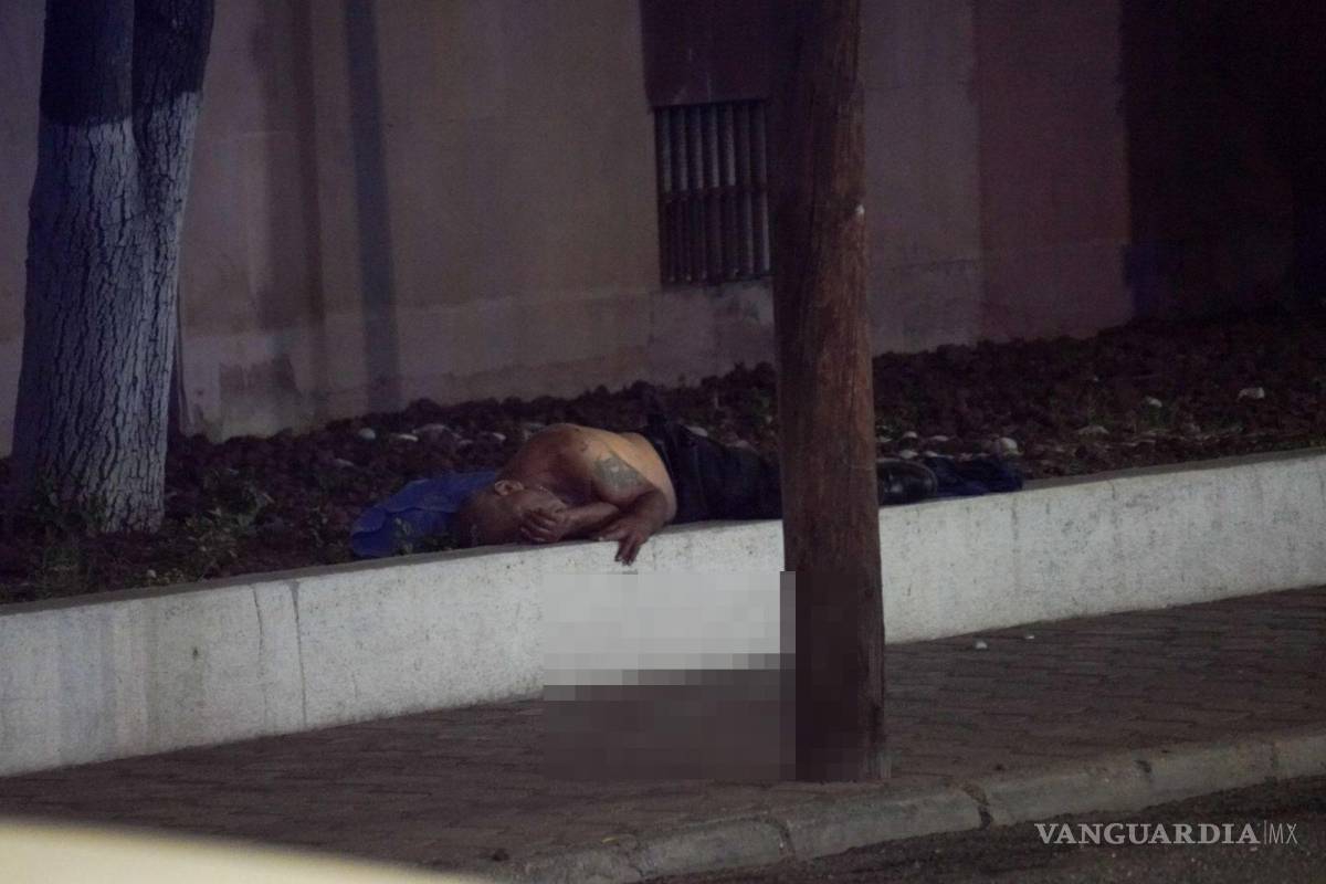 $!El hombre fue encontrado sin vida sobre una jardinera del sector centro.