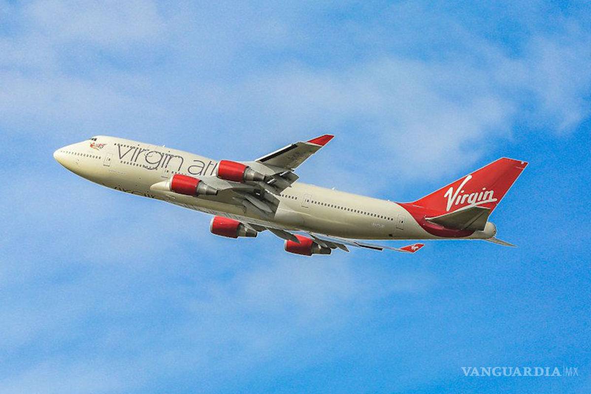 Avión comercial rompe la barrera del sonido por cola de viento en EU
