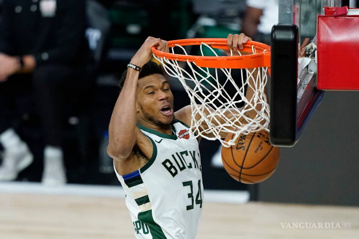 Los Bucks tienen al Magic en la lona, están a una victoria