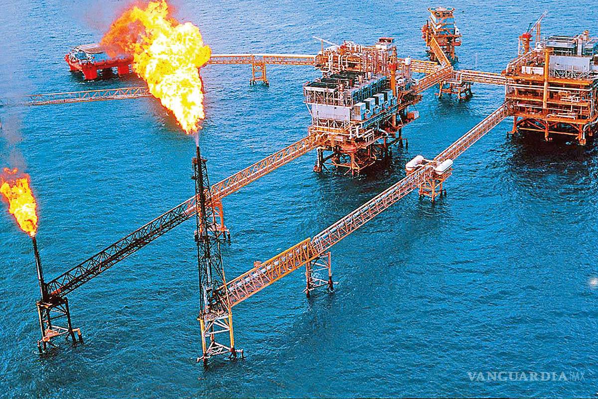 Pemex retira de plataforma a empleados por ‘faringitis’