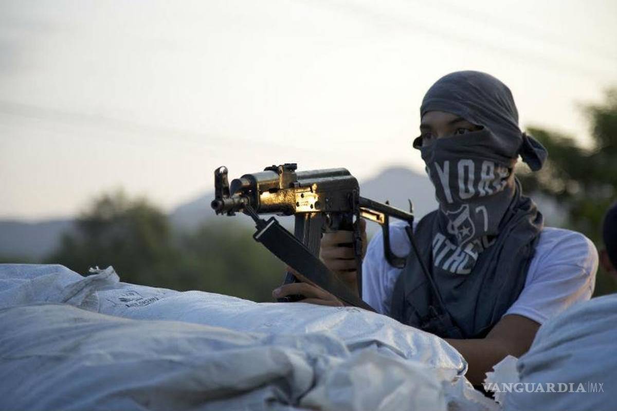 Michoacanos en EU financian gastos de autodefensas