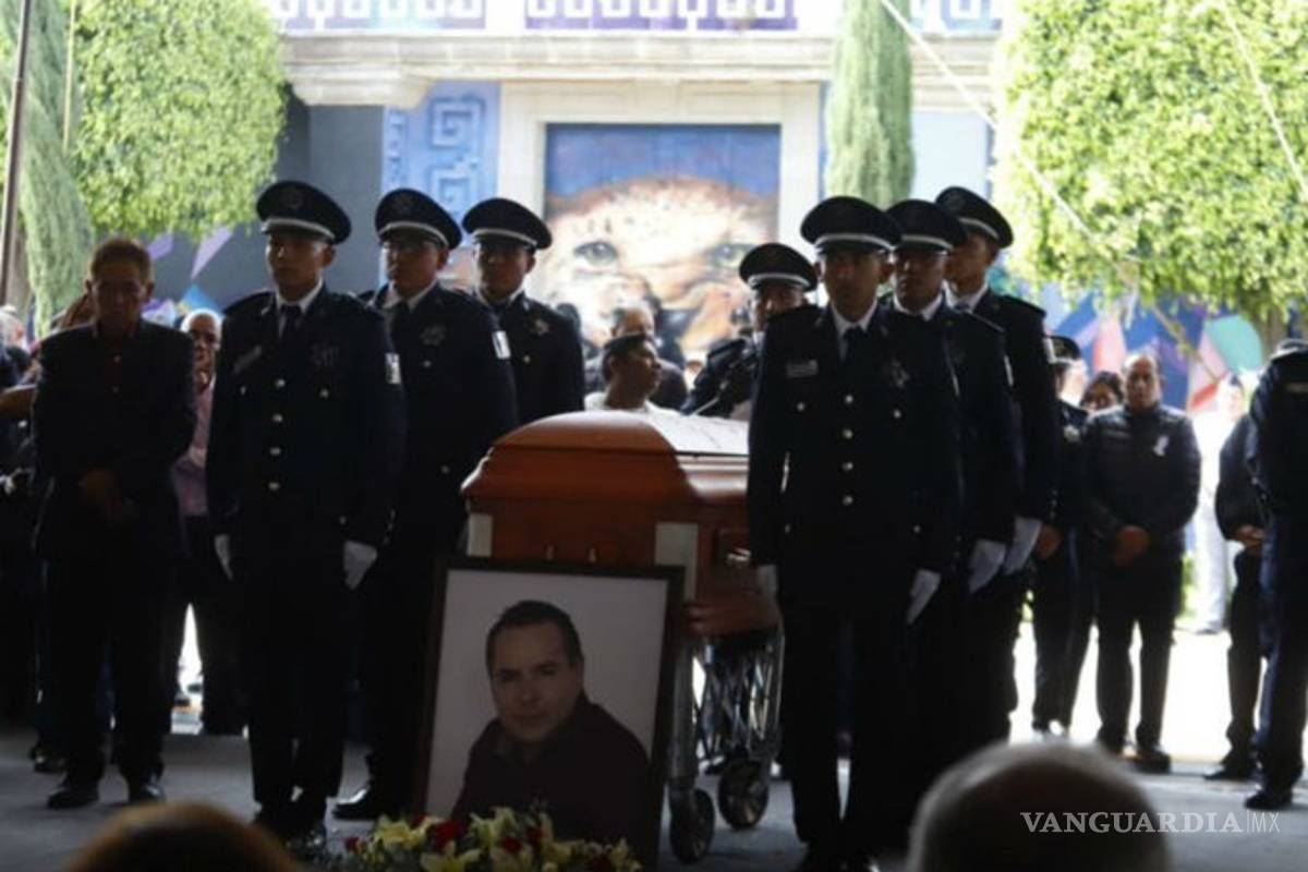 $!Despiden a edil del Valle de Chalco, exigen a gritos “justicia”