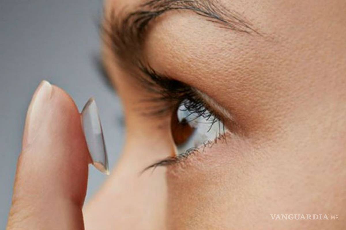 Crean en la UNAM lentes de contacto biodegradables para padecimientos oculares