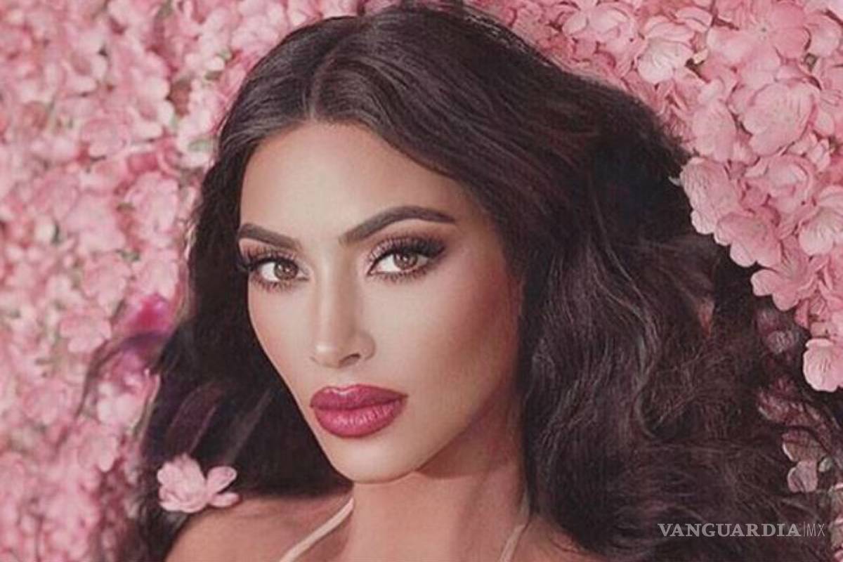 Nicki Minaj comenta polémica foto en diminuto traje de baño de Kim Kardashian (fotos)