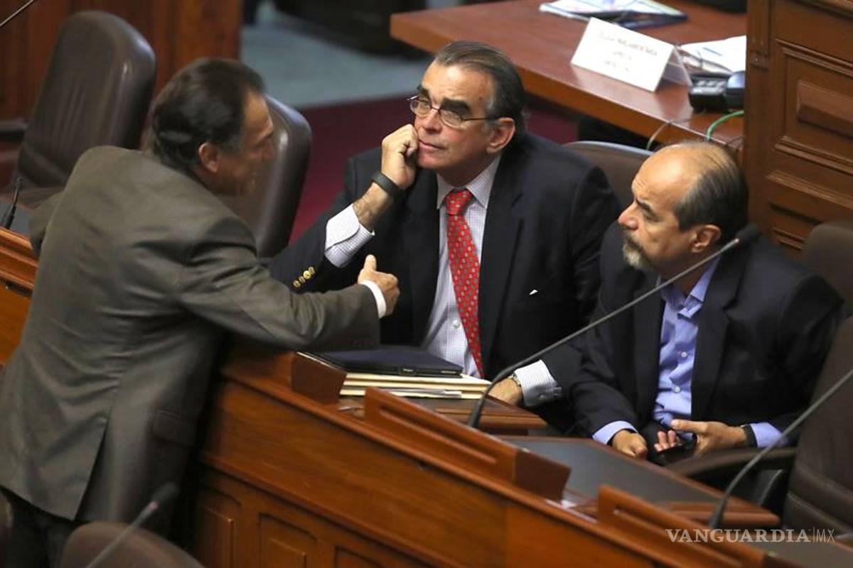 La oposición en Congreso pide destitución de Kuczynski por incapacidad moral