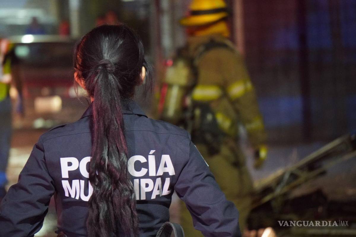 $!Policías municipales resguardaron la zona mientras se realizaban las diligencias correspondientes.