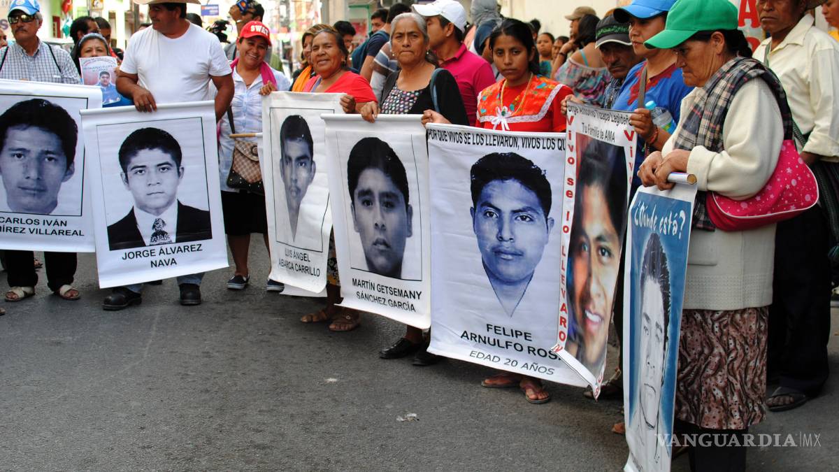Abogado y padres de los 43 no concuerdan sobre intento de ver al Papa