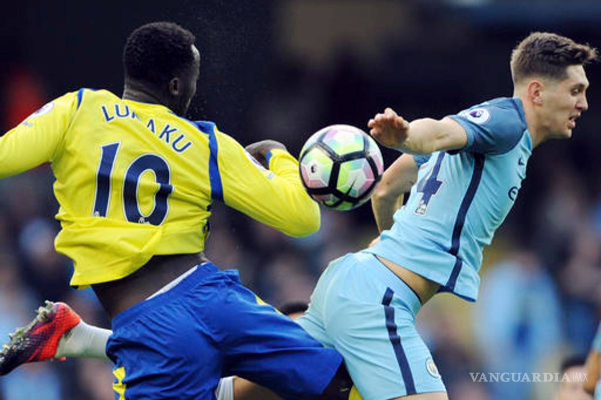 El City empata ante el Everton pero sigue en la cima de la Premier