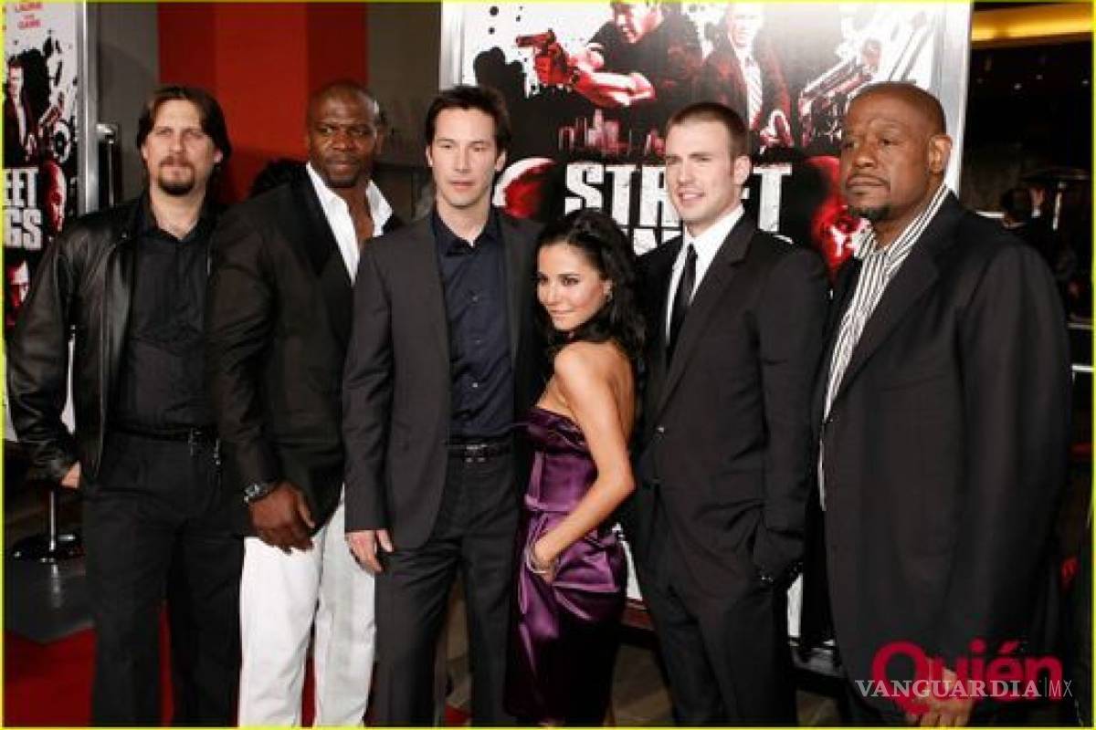 $!A Martha Higareda se le salió un moco ¡frente a Keanu Reeves y Chris Evans!