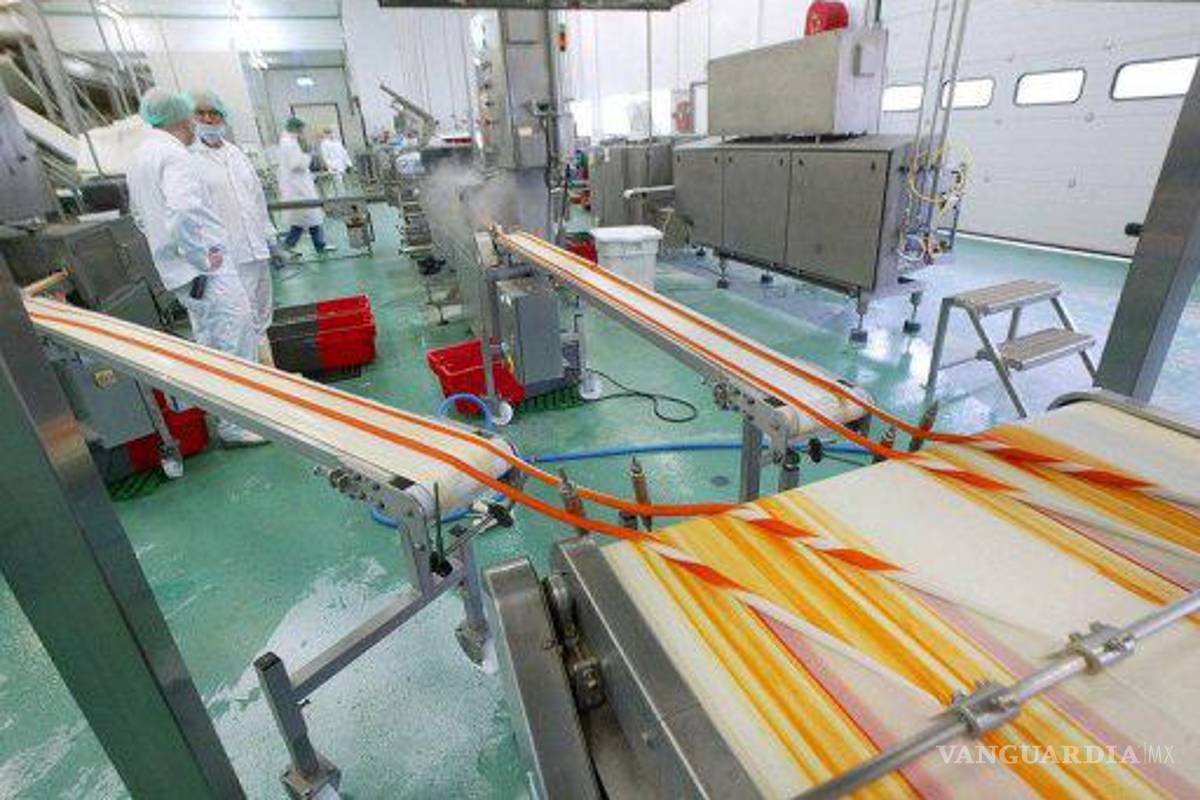 $!Así se hace el surimi o ‘palitos de cangrejo’ y podría darte asco, pero en realidad no es tan malo