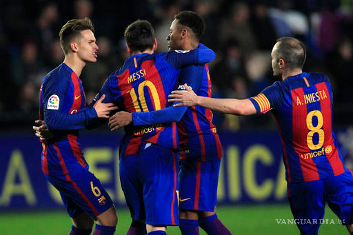 Messi 'salva' al Barcelona del hundimiento