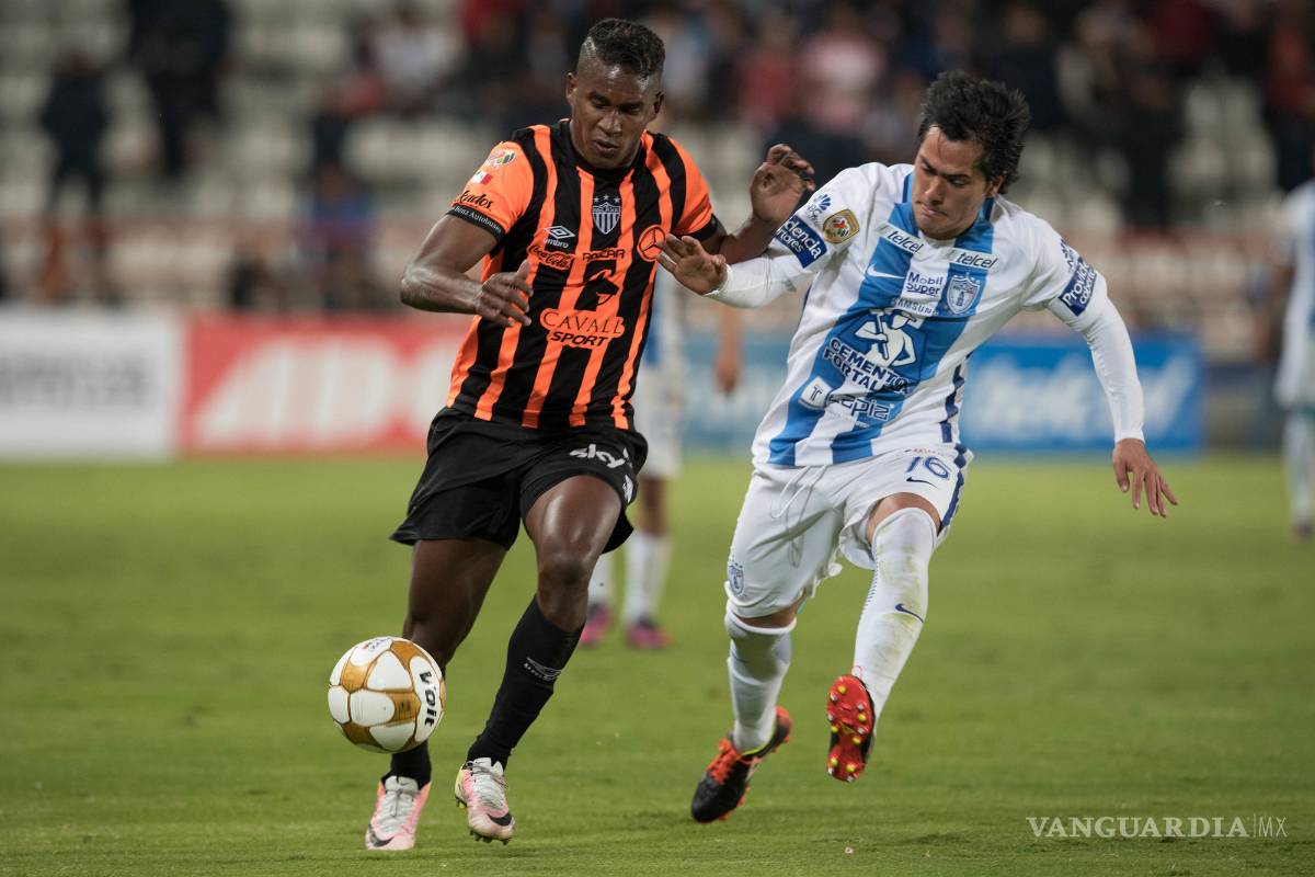 Necaxa elimina al campeón y sigue soñando