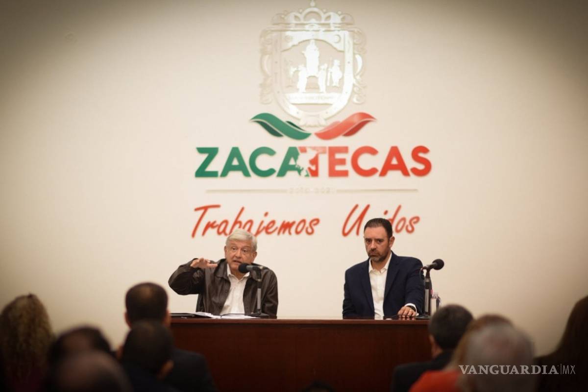 AMLO revisará propuesta de Cienfuegos para legalizar amapola; plantea pagar más por el maíz