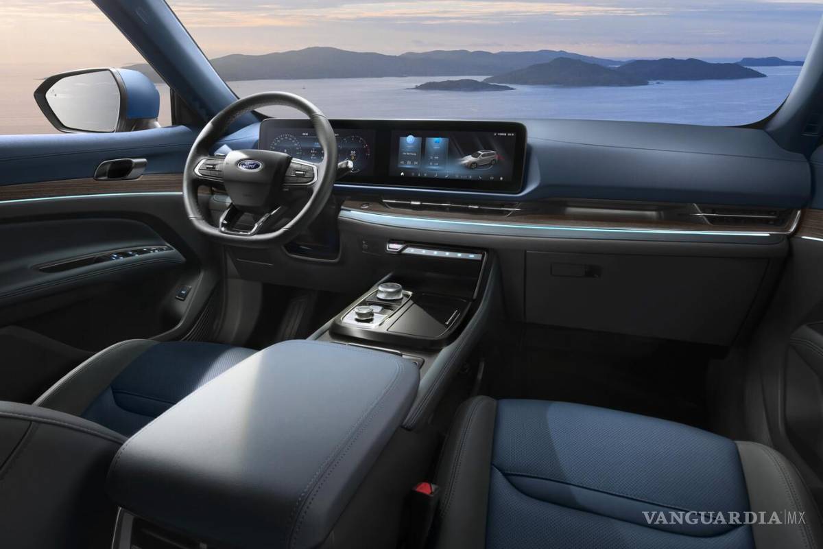 un suv que va por los demás de su categoría