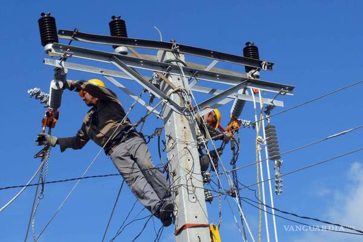 Gasolina y luz, por arriba de la inflación
