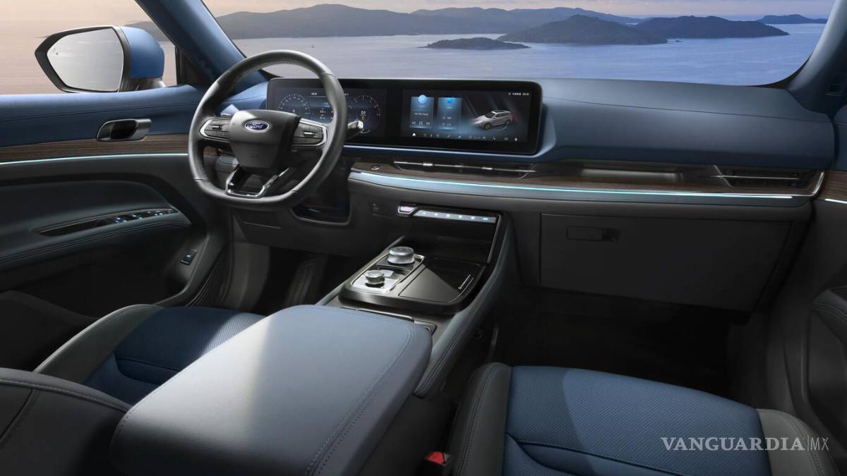 un suv que va por los demás de su categoría