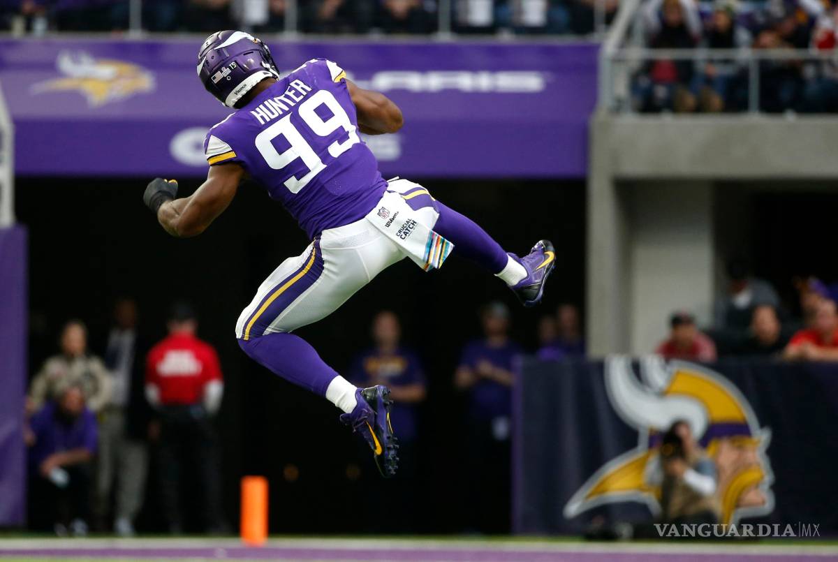 $!Latavius Murray y Adam Thielen 'reviven' junto con el ataque terrestre de los Vikings
